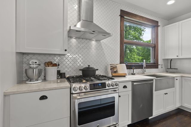 2263 Stratford Road, Delaware, OH 43015