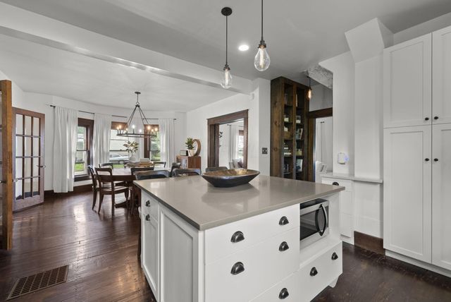 2263 Stratford Road, Delaware, OH 43015