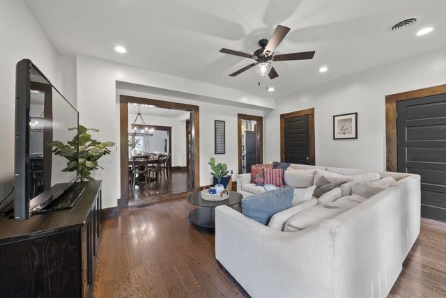 2263 Stratford Road, Delaware, OH 43015