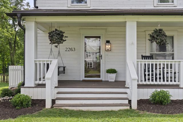 2263 Stratford Road, Delaware, OH 43015