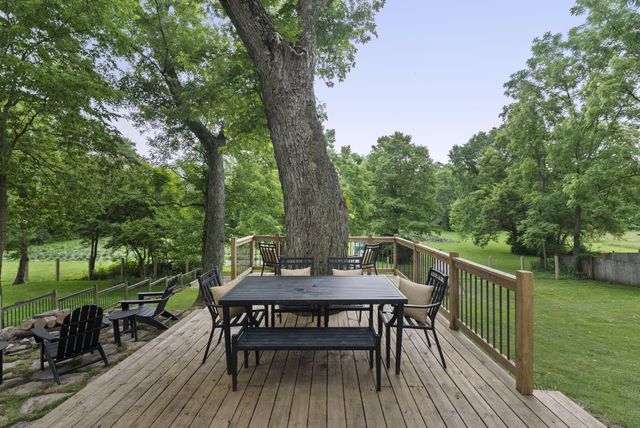 2263 Stratford Road, Delaware, OH 43015