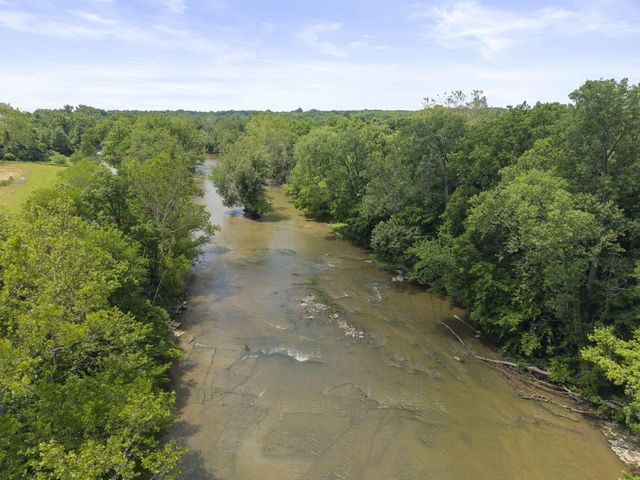 2263 Stratford Road, Delaware, OH 43015