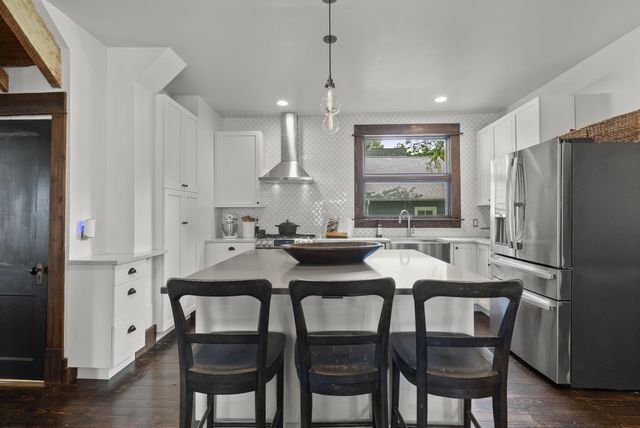2263 Stratford Road, Delaware, OH 43015