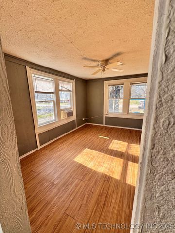 1132 C Street SE, Ardmore, OK 73401