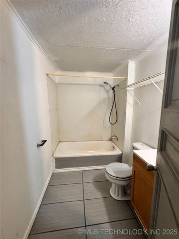 1132 C Street SE, Ardmore, OK 73401