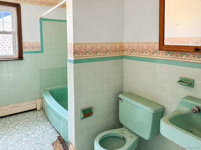 3385 Maplewood Drive S, Wantagh, NY 11793