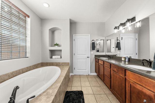 12149 E 34 Pl, Yuma, AZ 85367