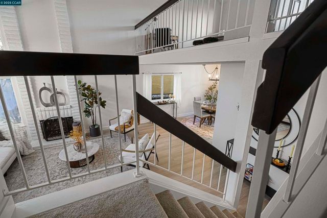 362 Willowcreek Ln, Martinez, CA 94553