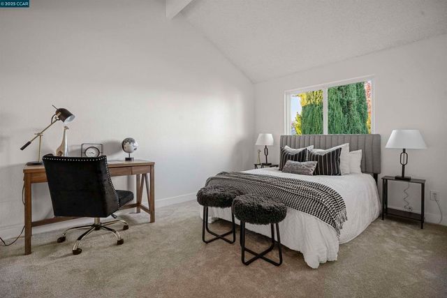 362 Willowcreek Ln, Martinez, CA 94553