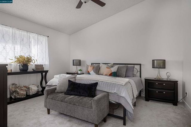 362 Willowcreek Ln, Martinez, CA 94553