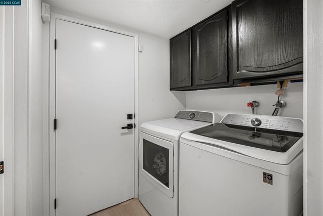 362 Willowcreek Ln, Martinez, CA 94553