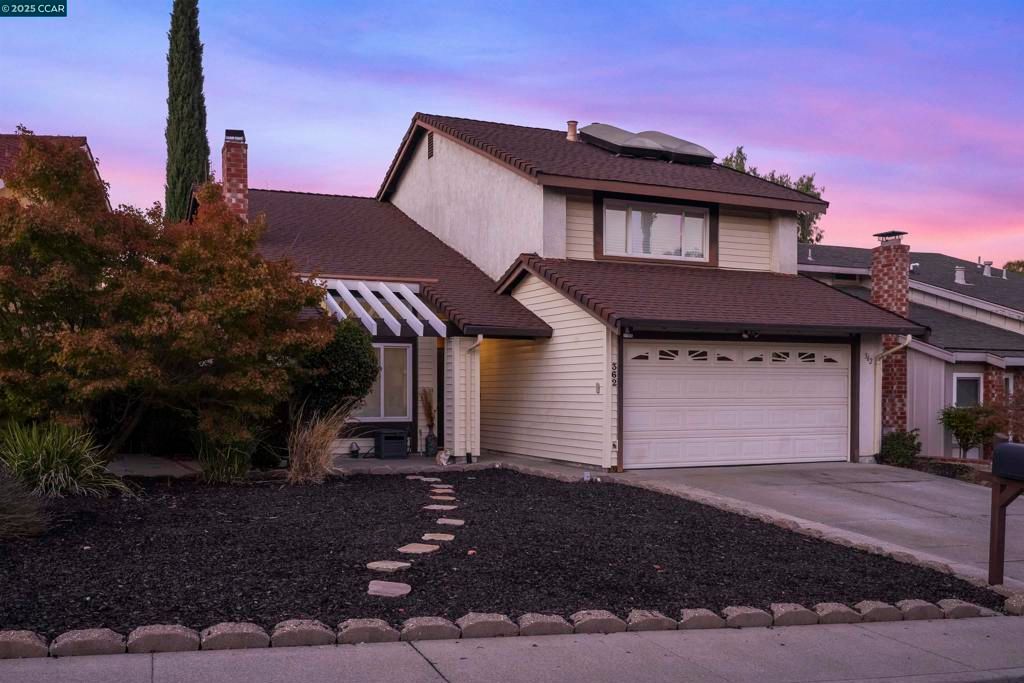 362 Willowcreek Ln, Martinez, CA 94553