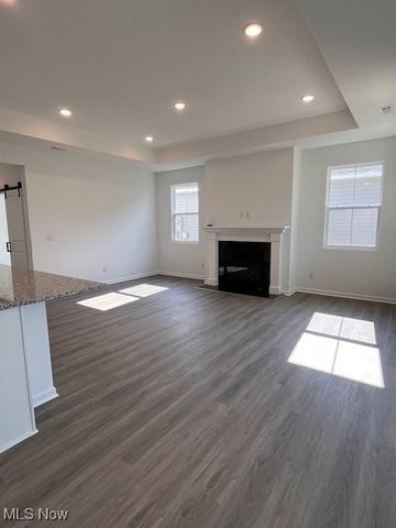 2176 Myla Way, Amherst, OH 44001