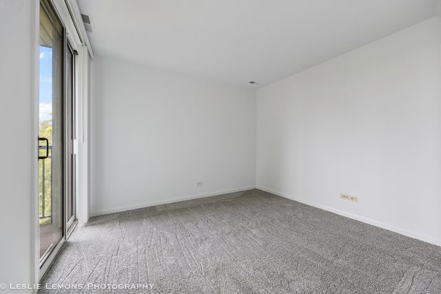 5950 Oakwood Drive 6F, Lisle, IL 60532