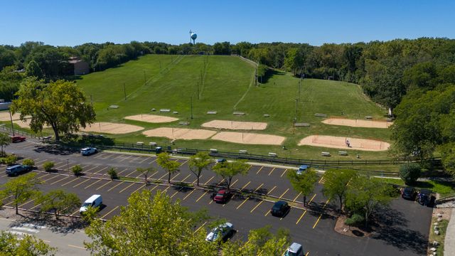 5950 Oakwood Drive 6F, Lisle, IL 60532