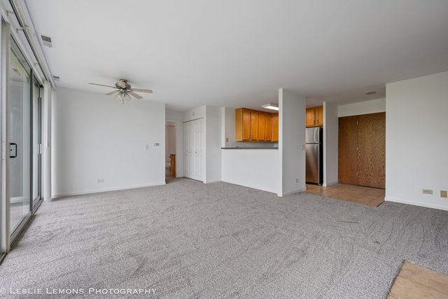 5950 Oakwood Drive 6F, Lisle, IL 60532