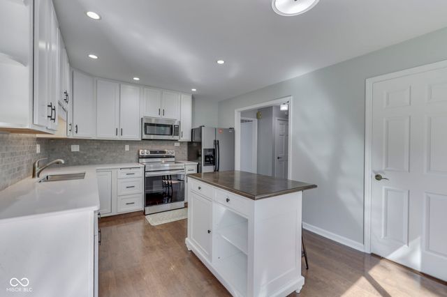 4275 Silver Hill Drive, Greenwood, IN 46142