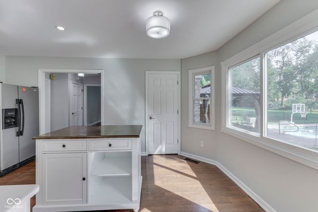 4275 Silver Hill Drive, Greenwood, IN 46142