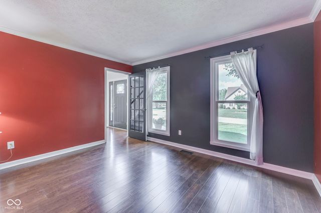4275 Silver Hill Drive, Greenwood, IN 46142