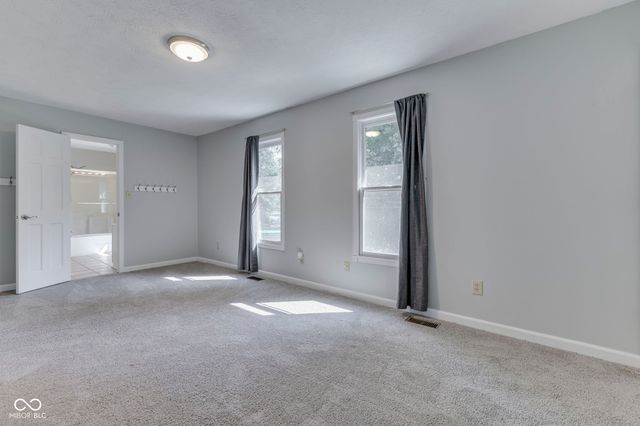 4275 Silver Hill Drive, Greenwood, IN 46142