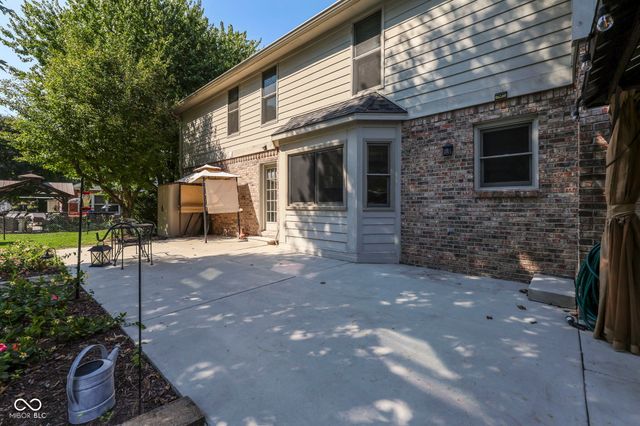 4275 Silver Hill Drive, Greenwood, IN 46142