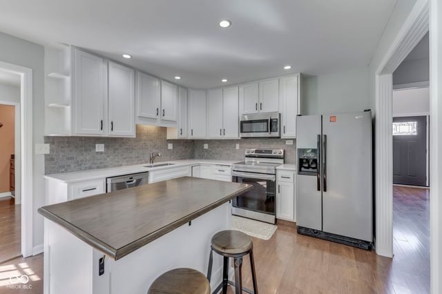 4275 Silver Hill Drive, Greenwood, IN 46142
