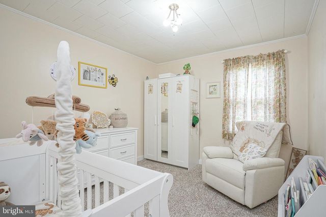 35 SAINT CHARLES PL, Runnemede, NJ 08078