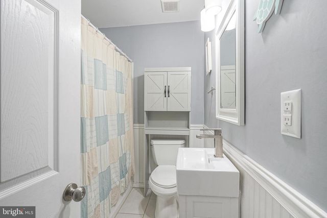 35 SAINT CHARLES PL, Runnemede, NJ 08078