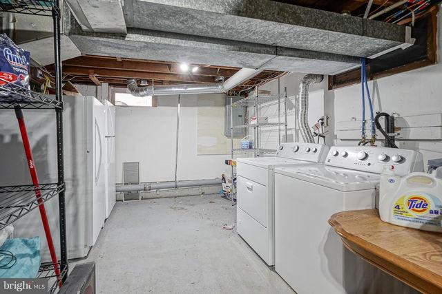 35 SAINT CHARLES PL, Runnemede, NJ 08078