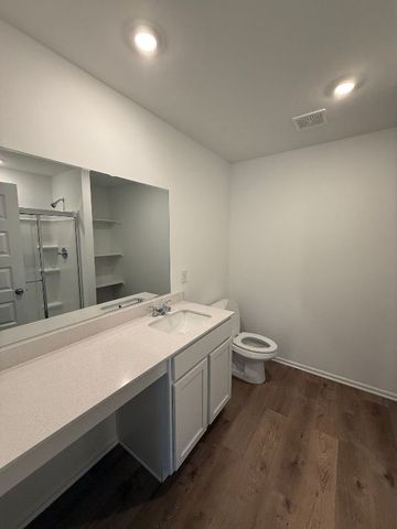644 SW 11th Street, Newcastle, OK 73065