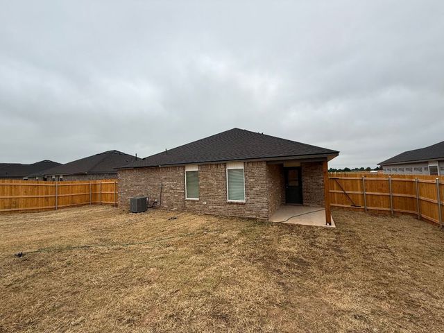 644 SW 11th Street, Newcastle, OK 73065