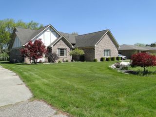 19549 Dixie Drive, Clinton Twp, MI 48035