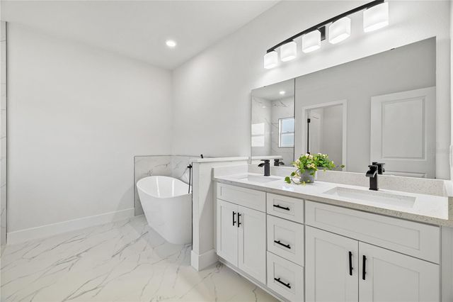 8434 SW 138TH PLACE, Ocala, FL 34473