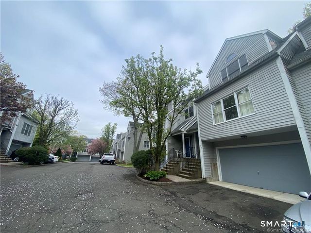 372 Anton Drive 372, Bridgeport, CT 06606