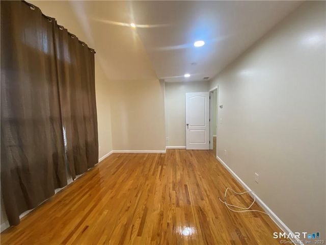 372 Anton Drive 372, Bridgeport, CT 06606