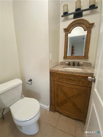 372 Anton Drive 372, Bridgeport, CT 06606