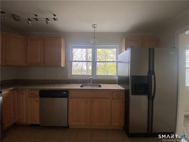 372 Anton Drive 372, Bridgeport, CT 06606