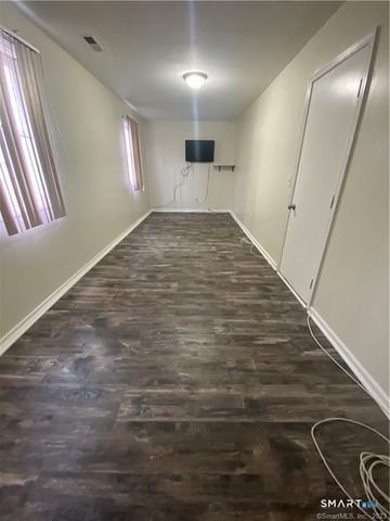 372 Anton Drive 372, Bridgeport, CT 06606