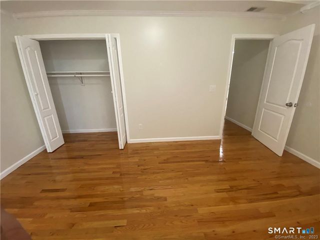 372 Anton Drive 372, Bridgeport, CT 06606