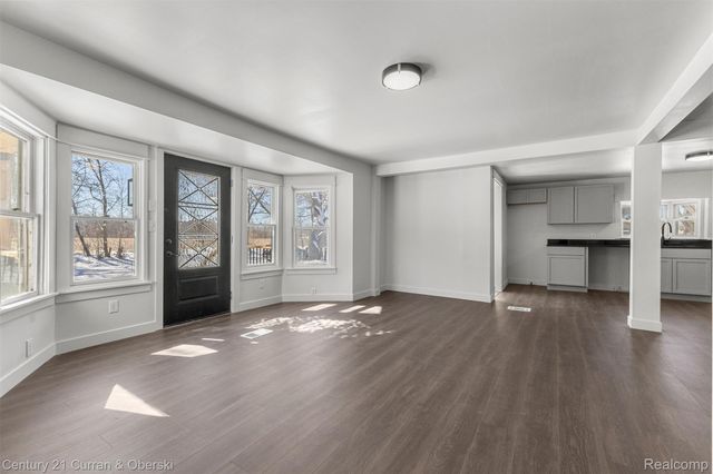 4296 Burgess Road, Putnam Township, MI 48169