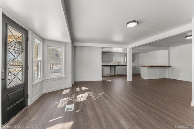 4296 Burgess Road, Putnam Township, MI 48169