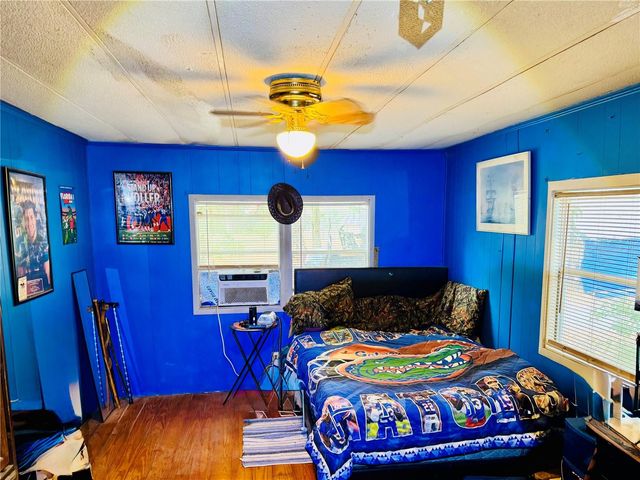 313 WHITE SANDS BEACHES DRIVE, Hawthorne, FL 32640