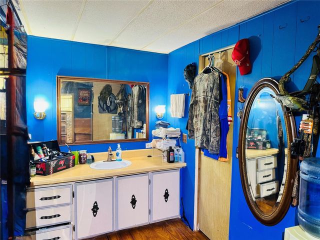 313 WHITE SANDS BEACHES DRIVE, Hawthorne, FL 32640