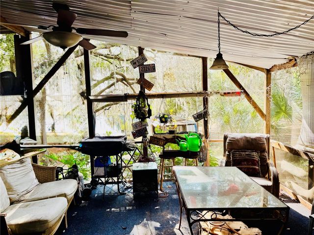 313 WHITE SANDS BEACHES DRIVE, Hawthorne, FL 32640