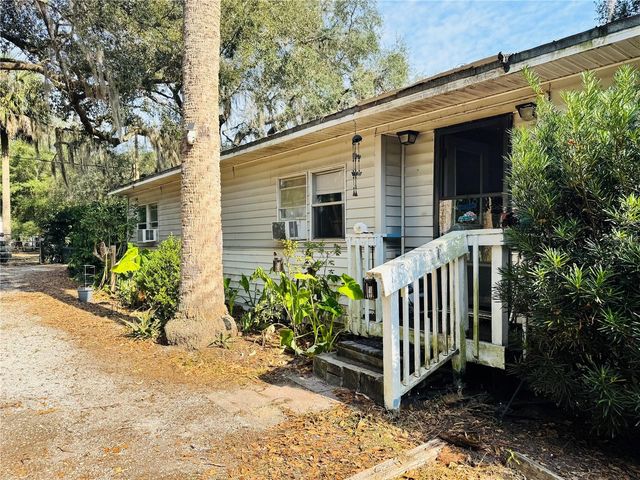 313 WHITE SANDS BEACHES DRIVE, Hawthorne, FL 32640