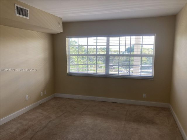 805 Cypress Blvd 504, Pompano Beach, FL 33069