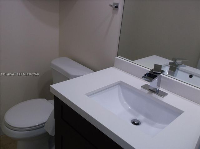 805 Cypress Blvd 504, Pompano Beach, FL 33069