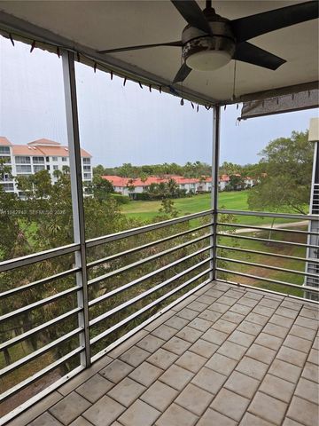 805 Cypress Blvd 504, Pompano Beach, FL 33069