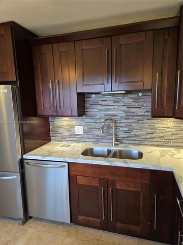 805 Cypress Blvd 504, Pompano Beach, FL 33069