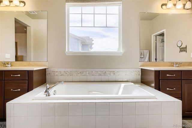 26594 E Arapahoe Place, Aurora, CO 80016